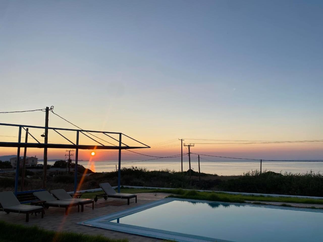 Cristelia Seafront & Pool Villa Lachania  Exterior photo