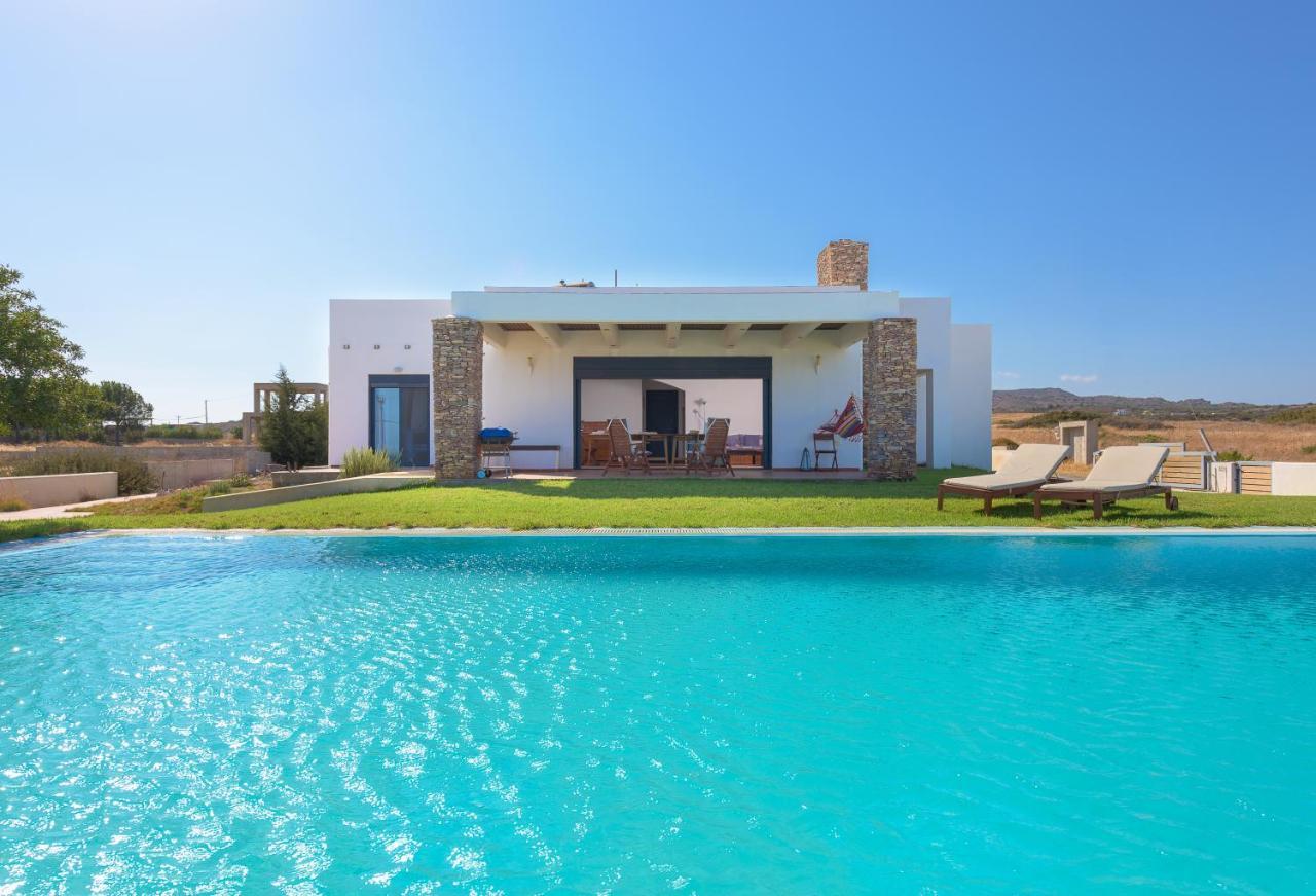 Cristelia Seafront & Pool Villa Lachania  Exterior photo
